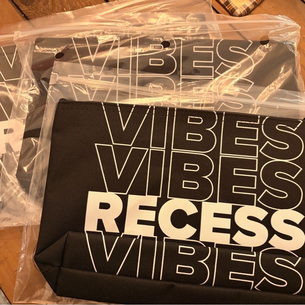 Medium Zipper Pouches